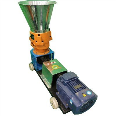 Stroj za krmo piščancev